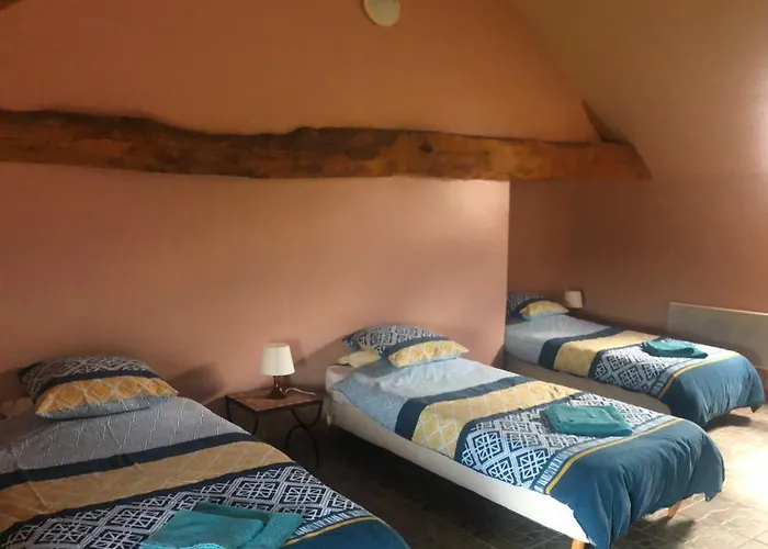 Meadow Brook La Lande-de-Goult